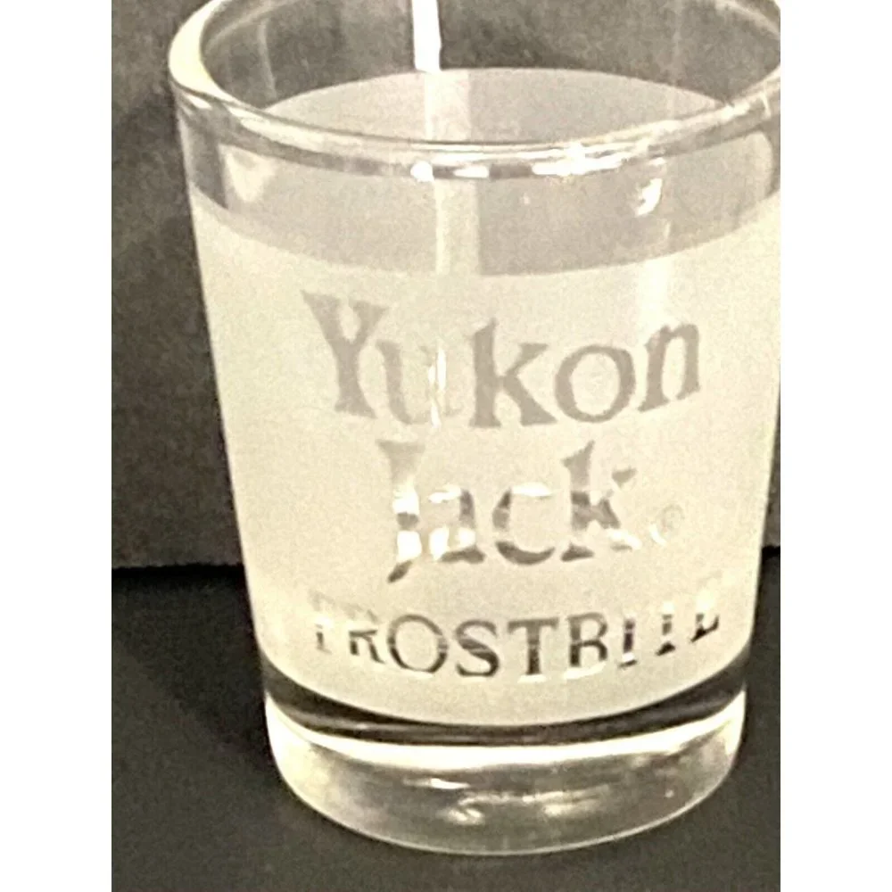 Yukon Jack Frostbite‎ Shot Glass 4 oz Set Of 2 Frosted